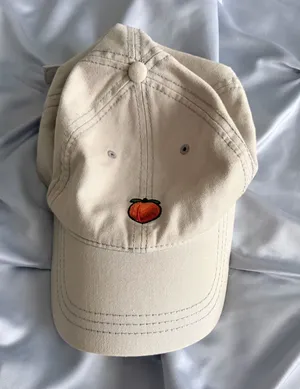American Eagle Outfitters Women's Light Cream Baseball Cap thumbnail 1
