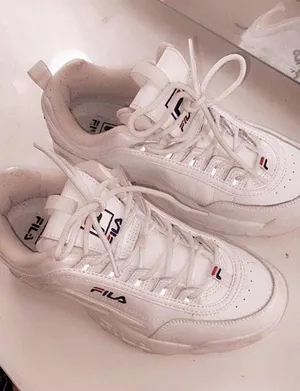 FILA White Shoes thumbnail 1