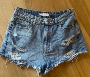 Garage Denim Festival Shorts Coachella Distressed Raw Hem Size 5 27 Womens Y2K thumbnail 1