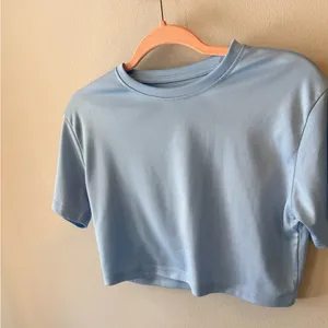 Blue Round Neck Drop Should Cropped Tee Size XS thumbnail 5