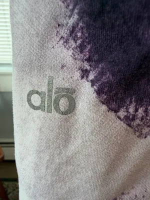 ALO Yoga Purple Black Abstract Tie Dye High Rise Leggings Size S thumbnail 4