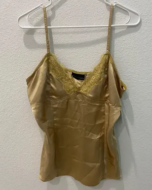 Apostrophe NWT Gold Lace Cami Size M thumbnail 1