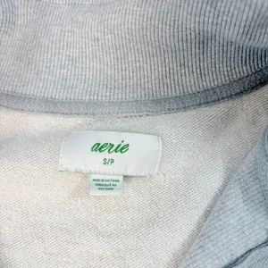 aerie womens gray 1/4 zip sweatshirt, ribbed neckline. Size S. athleisure thumbnail 2