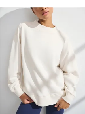 Women's Abercrombie Cream Relaxed Crewneck Sweatshirt thumbnail 2