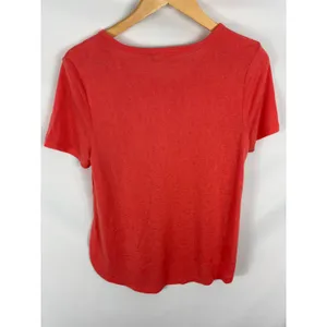Athleta Coral Pink Short Sleeve Rounded Hem Tshirt Size Medium thumbnail 3