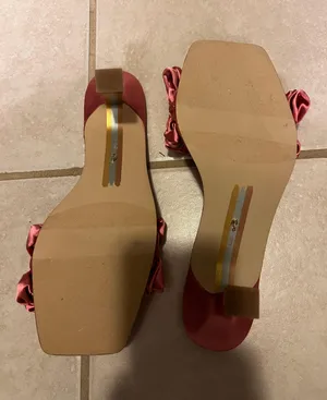 Sam Edelman Pump thumbnail 2