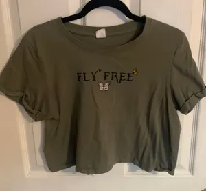 Fly Free Shirt Green Size M thumbnail 1