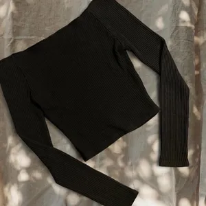 Vintage Brandy Melville Ribbed Off the Shoulder Long Sleeve thumbnail 2