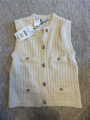 ZARA Knit Sweater Vest Cable thumbnail 1
