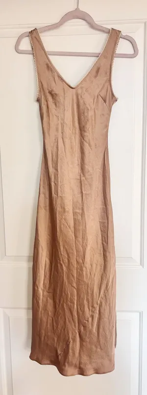 Aritzia Wilfred lace trim slip dress thumbnail 1