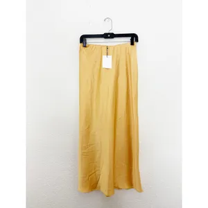 NWT Zara Yellow Marigold Satin Midi Skirt Size Small Pullon Bias Cut 8160/399 thumbnail 4
