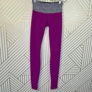 Lululemon Wunder Under Pant III Reversible Plum‎ thumbnail 3