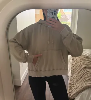 Abercrombie Cropped Hoody thumbnail 1