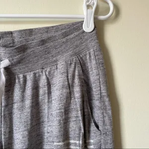 PINK Victoria’s Secret gray women’s sweatpants‎ taper comfortable casual lounge thumbnail 3