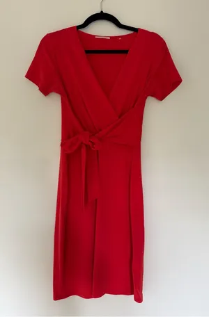 Tahari Wrap-Front Midi Dress with Tie Waist thumbnail 1