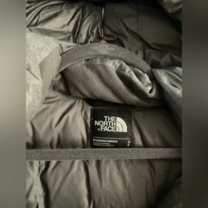 North Face Women's Metropolis Parka II - Gray thumbnail 3
