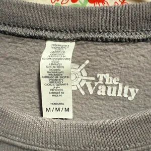 The Vaulty Holiday Sweatshirt Yellow Size M thumbnail 2