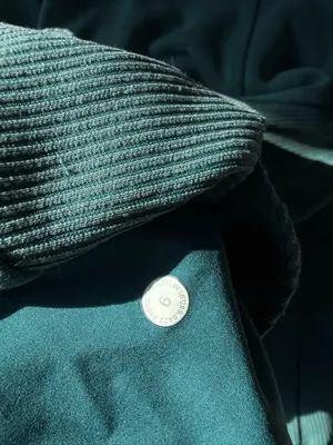Lululemon joggers thumbnail 4