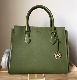 Michael Kors Purse thumbnail 2