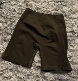 Aurola Biker Shorts thumbnail 1