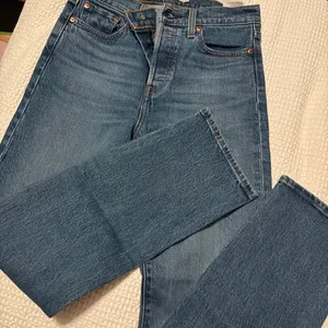 Levi’s Wedgie Jeans Size 26 thumbnail 1