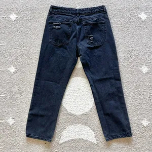 Adika Andor High Rise Straight Leg Cropped Jeans in Black Size 30 thumbnail 10