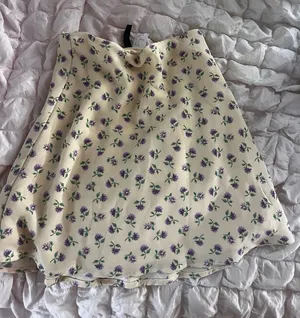 Yellow Floral Skirt Size XS thumbnail 1