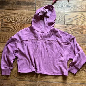 Under Armour‎ cropped sweatshirt Size M new with tags C16 thumbnail 3