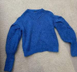 Sweater thumbnail 2