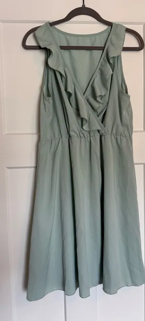 Sage ruffle dress Green Size 12 thumbnail 1