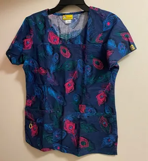 WonderWink Wonder Wink Womens Scrubs Scrub Top S Small 38” Feathers Print thumbnail 1