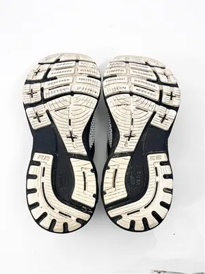 BROOKS Adrenaline GTS 22 Gray Women’s 11 Lace Up Running Shoes thumbnail 2