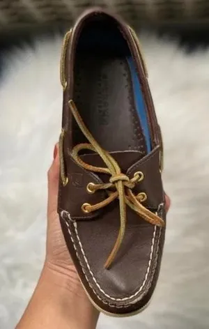 Women's s Boat Shoes thumbnail 1