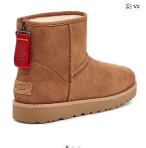UGG Mini Logo Zip Boots thumbnail 1