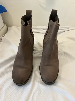 UGG Taupe Suede Chelsea Block Heel Ankle Boots thumbnail 7