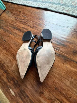 Vince Camuto Black Leather Pointed Toe Slingback Heels Size 10M thumbnail 7