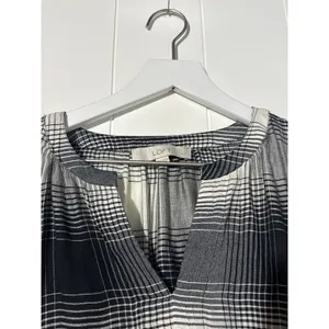 LOFT Womens S Petite Black White Plaid Blouse Split Neck thumbnail 2