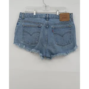 Vintage Levis 550 Relaxed Fit Denim Cut Off Shorts MedWash Blue Frayed Hem 16MIS thumbnail 3