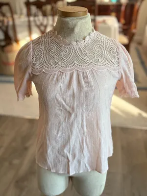 Pink Short Sleeves Blouse with Details thumbnail 1