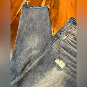 Risen Distressed Straight Leg Jeans thumbnail 3