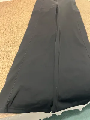 Amazon black flare leggings with pockets #leggings #activewear #gym thumbnail 4