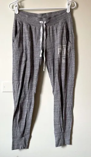 PINK Victoria’s Secret gray women’s sweatpants‎ taper comfortable casual lounge thumbnail 1