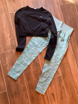 Gymshark Everyday Seamless Long Sleeve Crop Top Black S Estimated thumbnail 4
