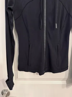 Lululemon Define Hooded Jacket Nulu size 4 thumbnail 8