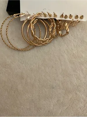Fashion Jewelry Gold-Tone Mixed Hoop Earring Set thumbnail 5
