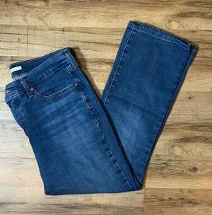 Levi's 315 Shaping Bootcut Jeans Blue Denim Size 32 thumbnail 1