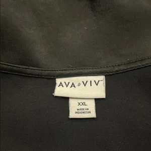 AVA & VIV silky black camisole thumbnail 5