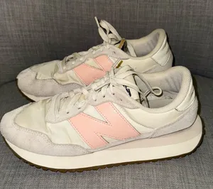 New balance womens 237 sneakers sea salt/pink haze size 9 thumbnail 1