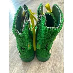 Doll Kills Delia's It's Always Greener Faux Daisy Flower Combat Boots Womens 6M thumbnail 6