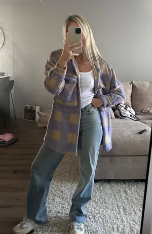 Prettylittlething shacket thumbnail 2